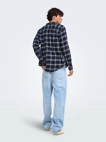 Coupe regular Chemise 'ONSGUDME' Only & Sons en bleu