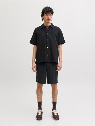JACK & JONES - Comfort Fit Camisa 'JORMONTAUK' em preto