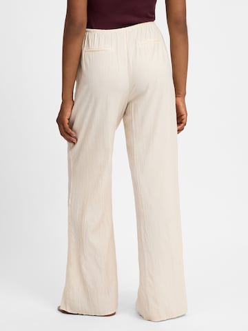 OPUS Wide leg Pleat-front trousers in Beige