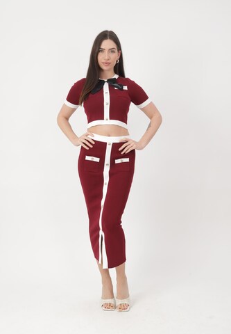 Elara Kostuum in Rood