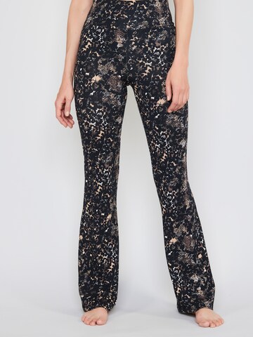 Joop Jeans - Regular Leggings ' After Dark Flared ' em bege: frente