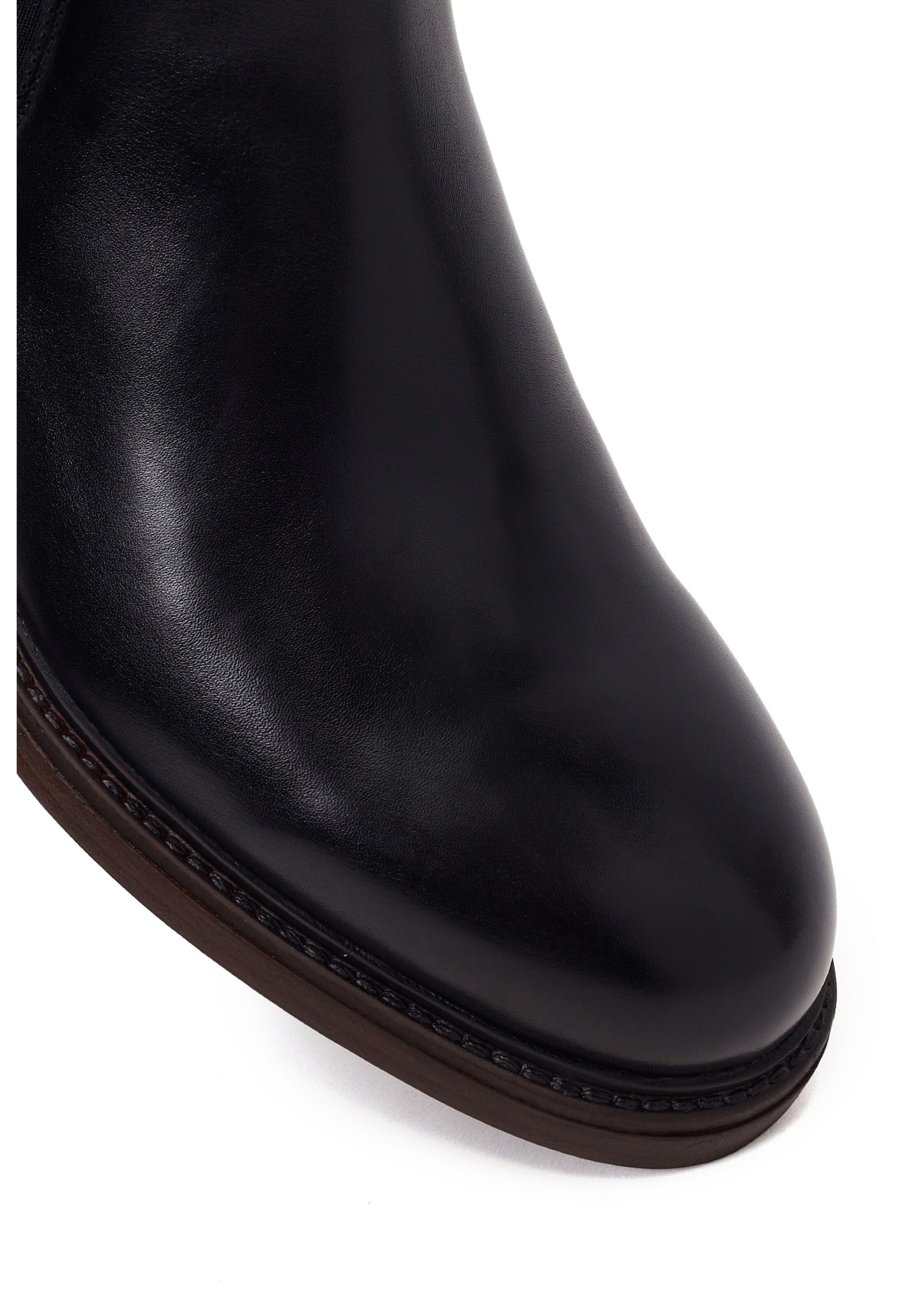 Derimod - Botas chelsea em preto