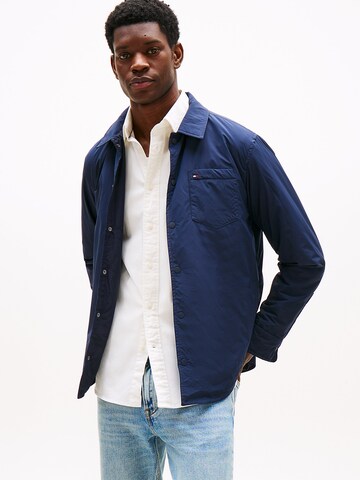TOMMY HILFIGER Демисезонная куртка в Синий: спереди