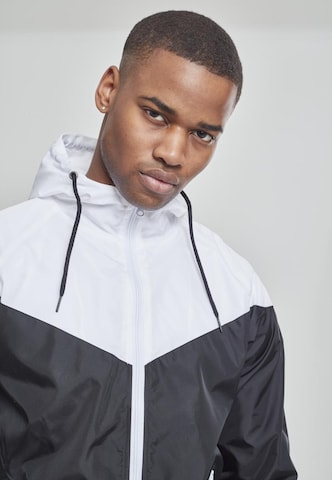 Urban Classics Between-Season Jacket 'Arrow' in Black