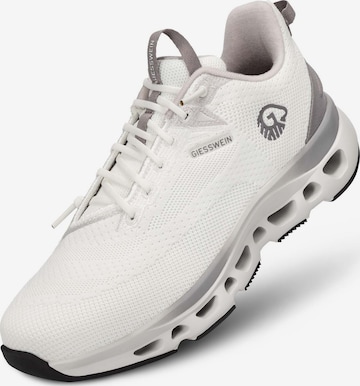 Baskets basses GIESSWEIN en blanc : devant