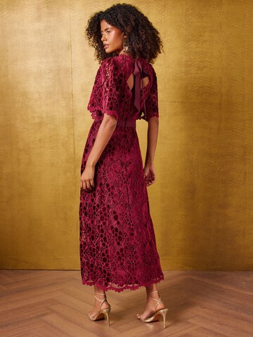 Abito di love & roses in rosso