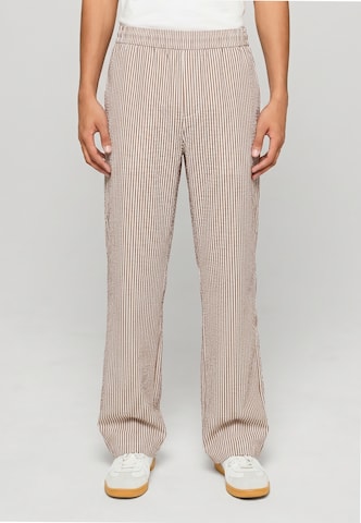 Urban Classics Regular Broek in Bruin: voorkant