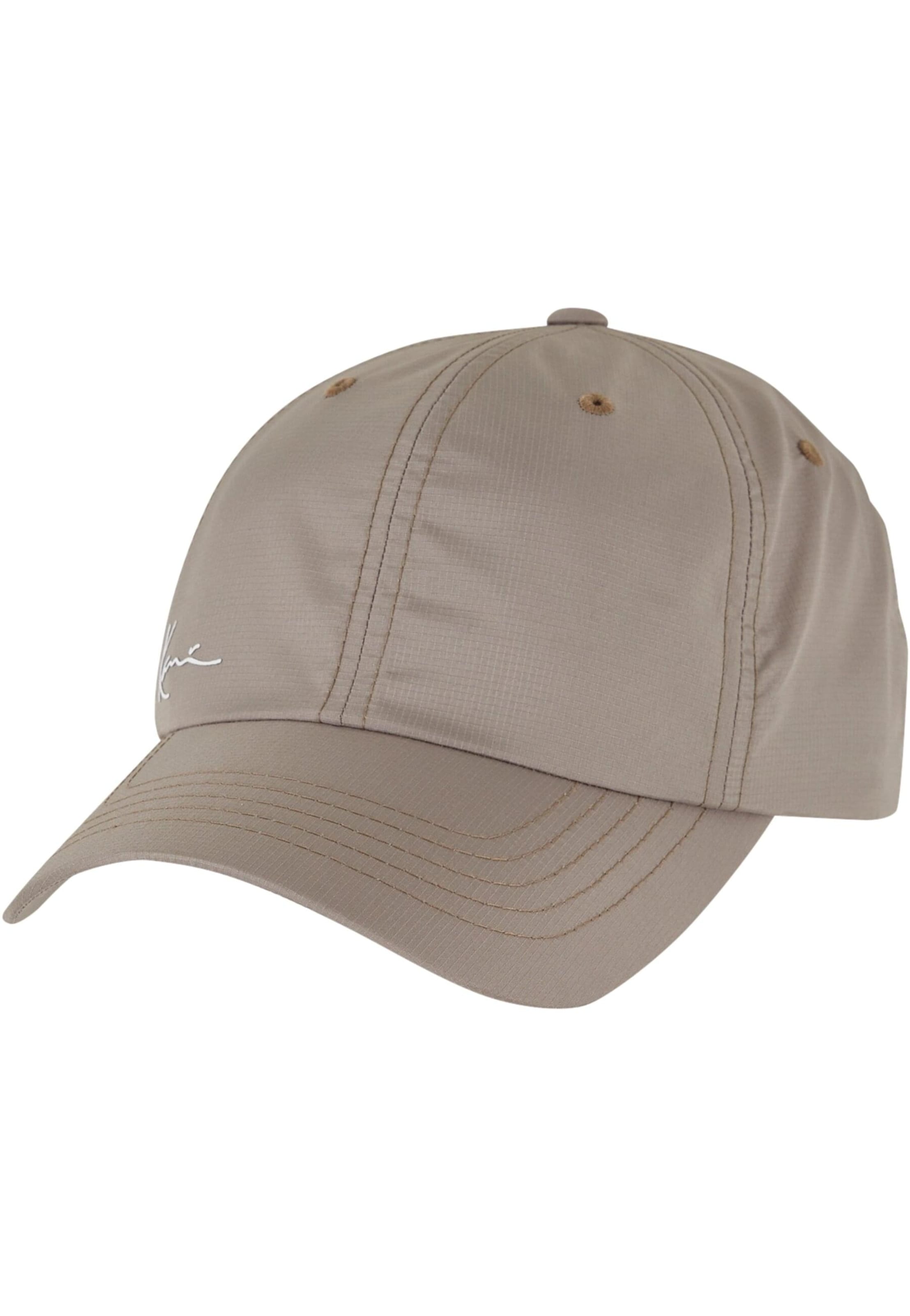 zaļš Karl Kani Naģene: no priekšpuses