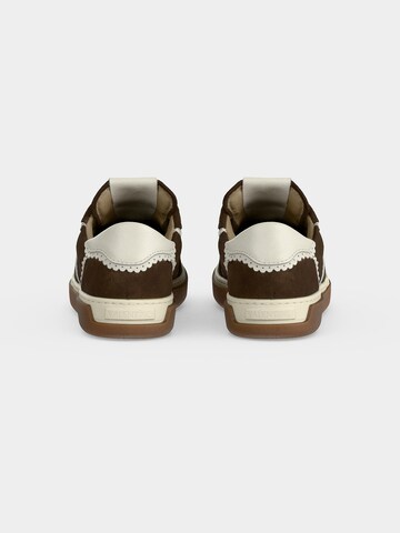 Valentino Shoes Ниски маратонки 'GLOSSY' в кафяво