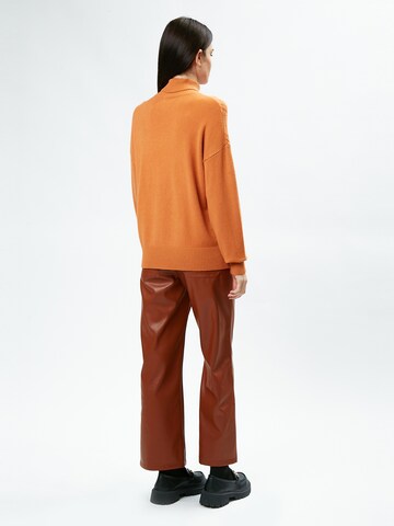 Influencer Pullover in Orange
