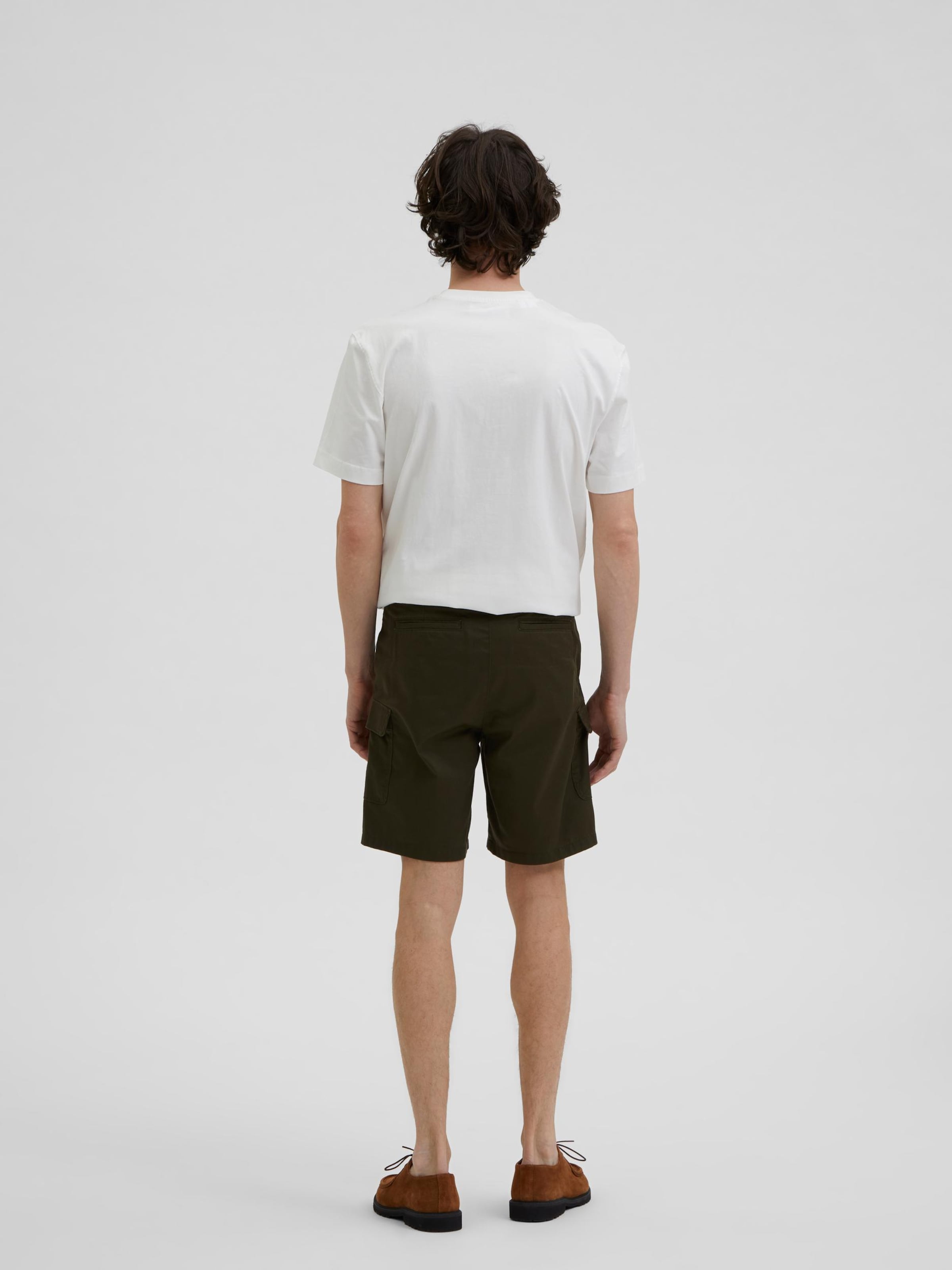Männer Hosen SELECTED HOMME Shorts 'LIAM' in Khaki - LM60165