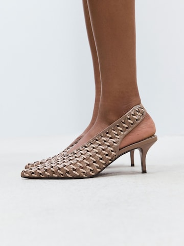 Next - Zapatos destalonado 'Forever Comfort' en beige