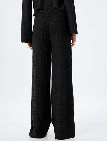 Koton Wide Leg Hose in Schwarz