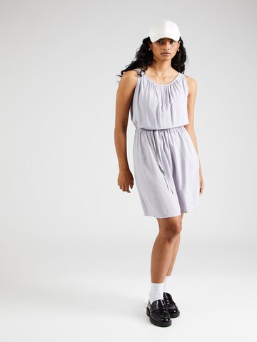 Robe d’été QS en gris : devant