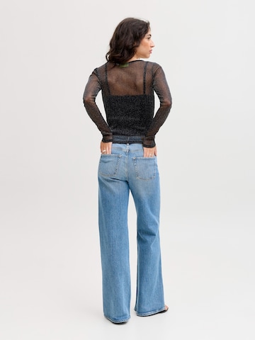 Tricou 'JXMELIA' de la JJXX pe negru