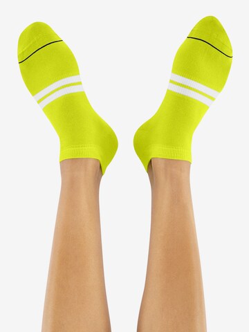 CHEERIO* Ponožky 'Sneaker Pal' – zelená: přední strana