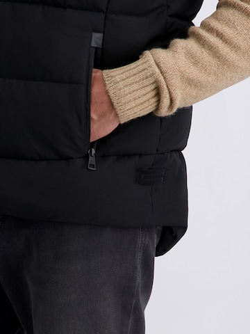PIERRE CARDIN Weste in Schwarz