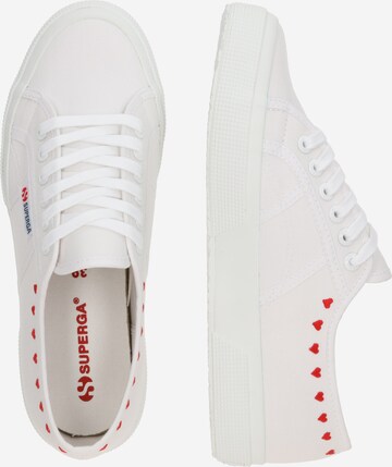 SUPERGA Låg sneaker i vit