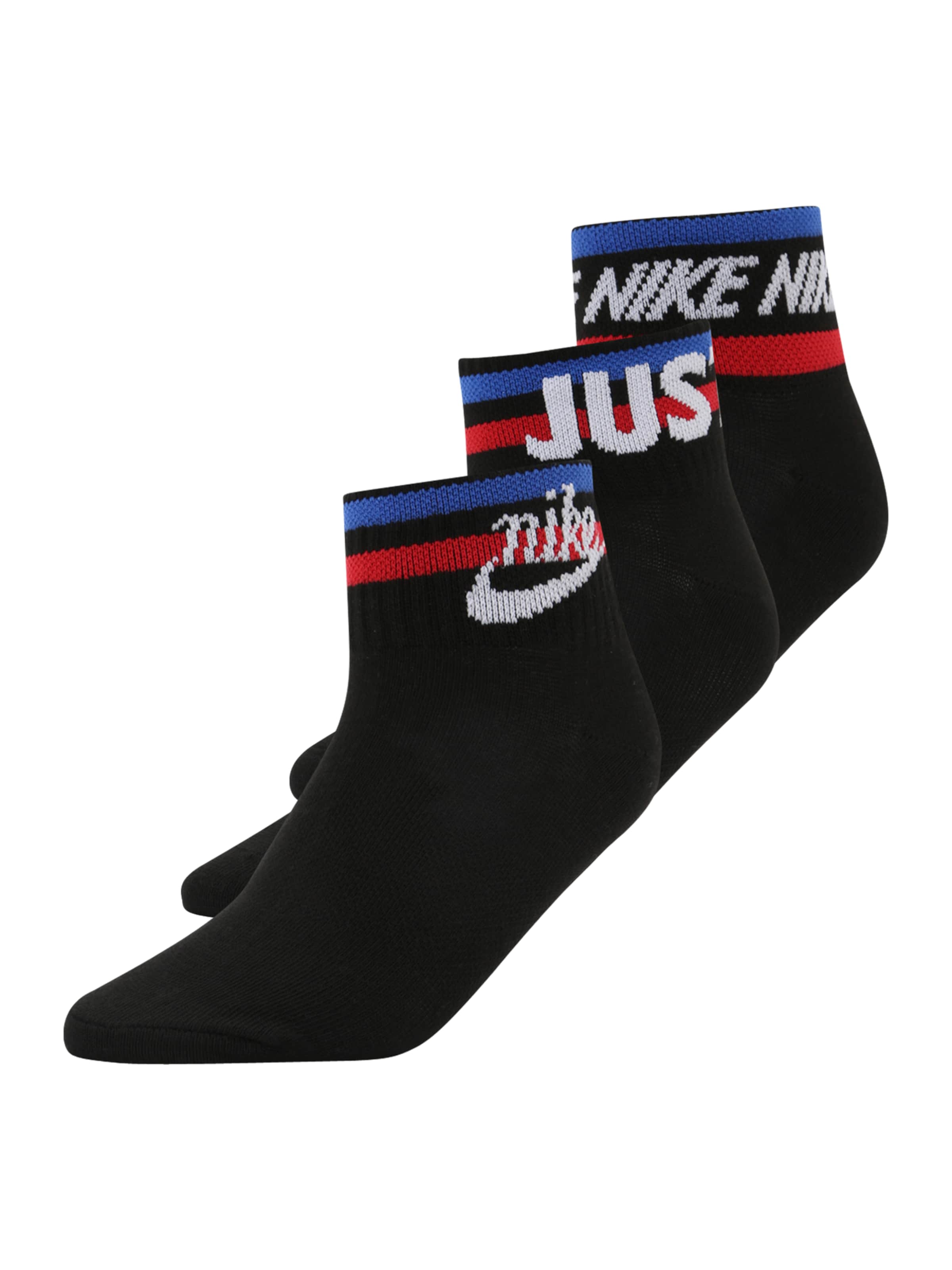 Nike Sportswear Socken 'Everyday Essential' in Schwarz: Vorderseite