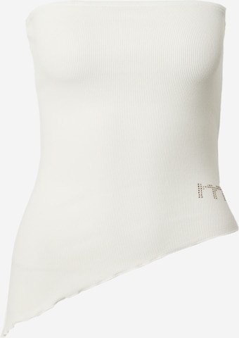 Top 'Valerie' de la millane pe alb: față