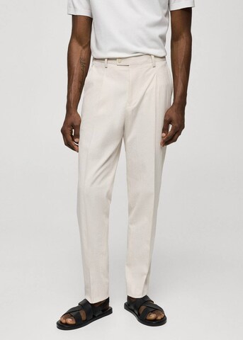 MANGO MAN Regular Pleated Pants 'parma' in Beige: front