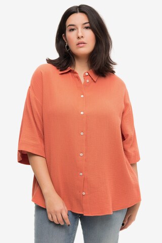 Studio Untold Blouse in Oranje: voorkant