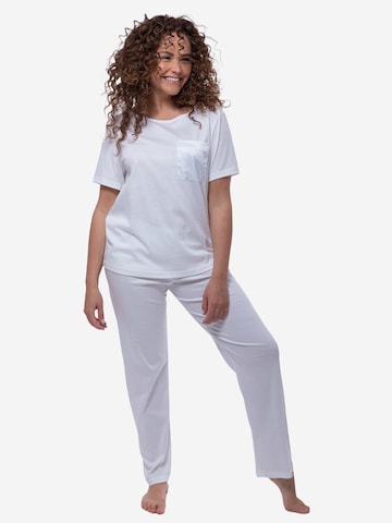 Mey Pyjama 'Malea' in Wit