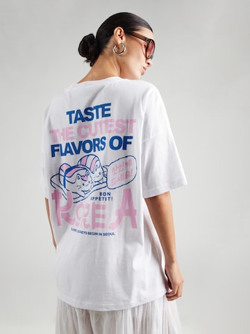 Tricou supradimensional 'NMIDA RAMEN' de la Noisy may pe alb: față