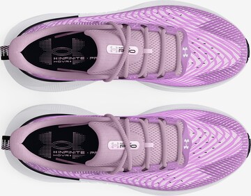 Chaussure de course 'Infinite Pro' UNDER ARMOUR en violet