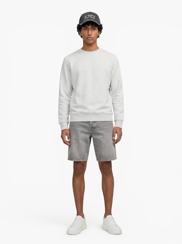 Sweat-shirt 'JREBAARON' JJ Rebel en blanc