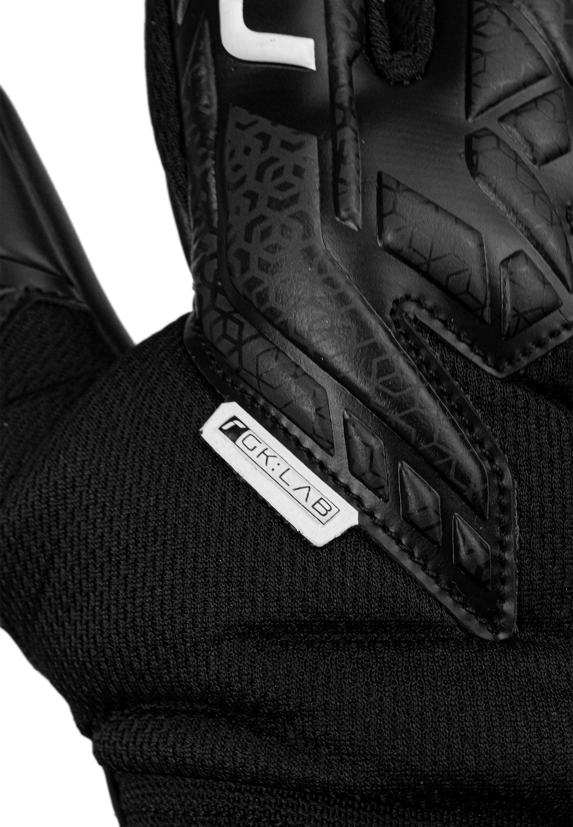 REUSCH Sporthandschoenen 'Attrakt Infinity NC' in Zwart