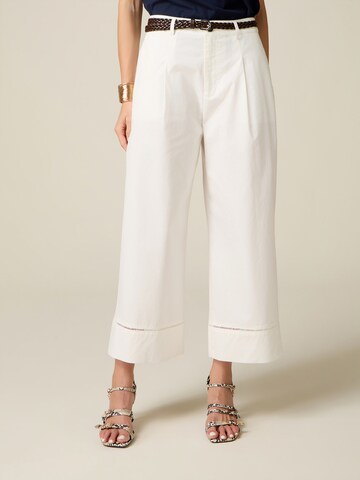 Tapered Pantaloni di oltre in bianco: frontale