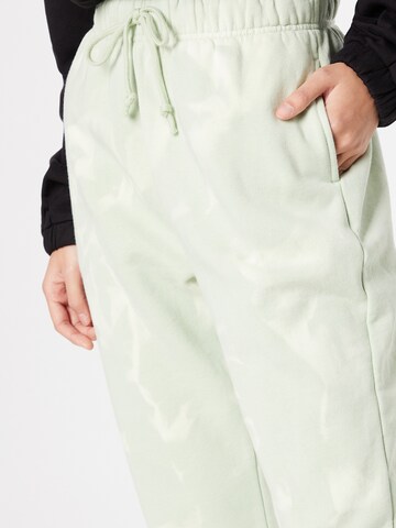 VANS - regular Pantalón en verde