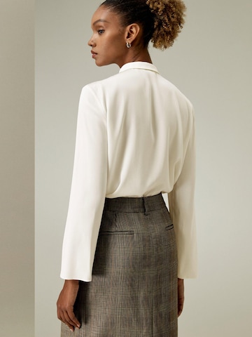 Lilysilk - Blusa en blanco