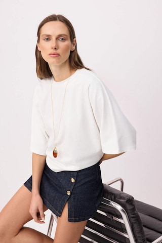 Trendyol - Camiseta en blanco: frente