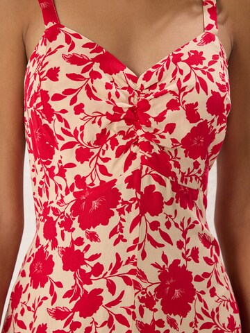 Trendyol Φόρεμα σε κόκκινο