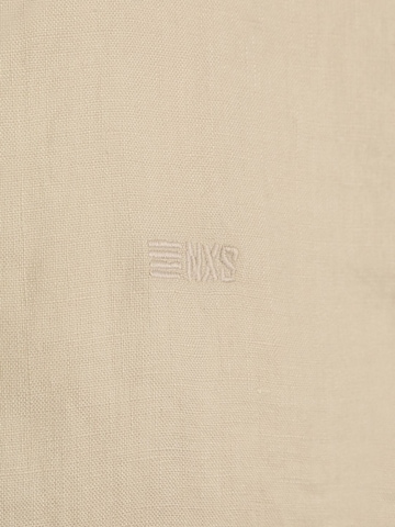 Coupe regular Chemise No Excess en beige