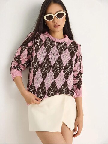 Bianco Lucci - Pullover em rosa: frente