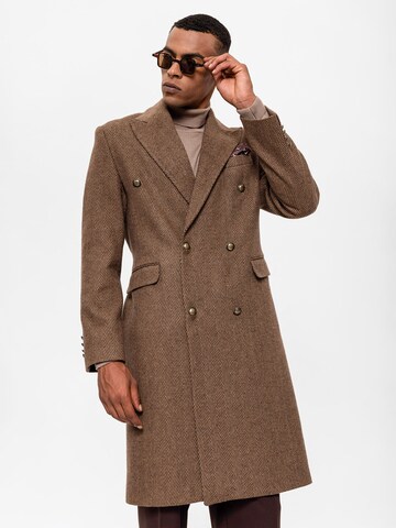 Antioch Winter coat 'Fischgrone' in Brown