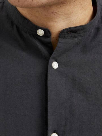 Jack & Jones Plus - Ajuste estrecho Camisa 'JJEBreeze' en negro