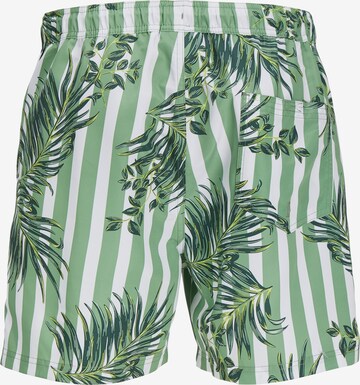 JACK & JONES Badshorts 'FIJI' i grön