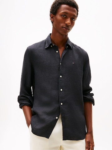 TOMMY HILFIGER Regular Fit Hemd in Schwarz: Vorderseite