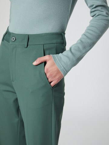 florence by mills exclusive for ABOUT YOU Bootcut Broek 'Tela' in Groen