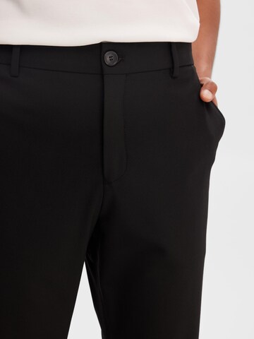 Coupe slim Pantalon chino 'Robert' SELECTED HOMME en noir