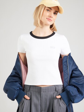 Maglietta di GAP in bianco: frontale