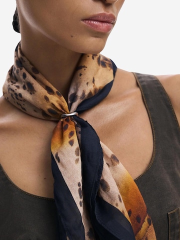Foulard 'FOU_REPRISE HONEY 26SAWA33' di Desigual in beige