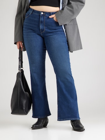 Evazați Jeans 'CARLANA' de la ONLY Carmakoma pe albastru: față