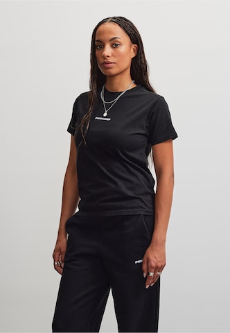 T-shirt 'Lamia' Pegador en noir