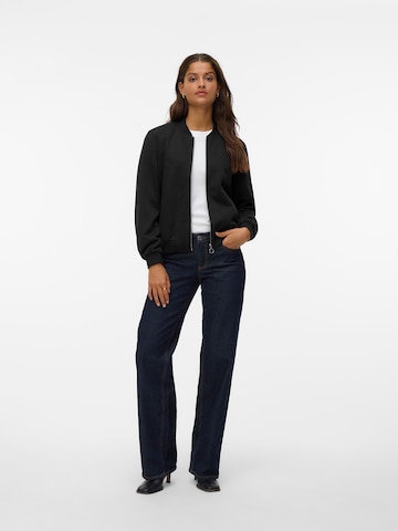 VERO MODA Přechodná bunda 'VMKIMIKO' – černá
