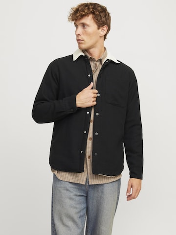 JACK & JONES Regular Fit Overgangsjakke i sort: forside